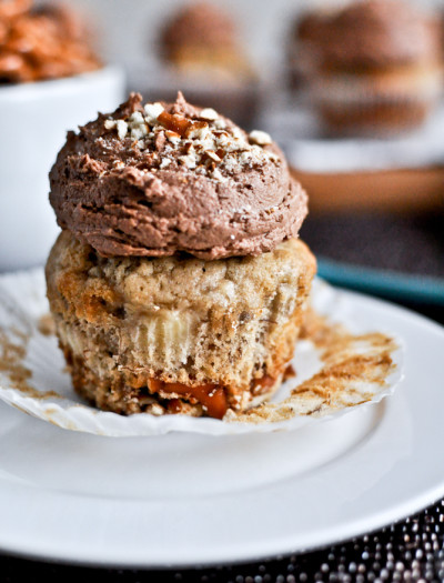 Pretzel-Bottomed-Banana-Bread-Cupcakes-with-Chocolate-Peanut-Butter-Frosting
