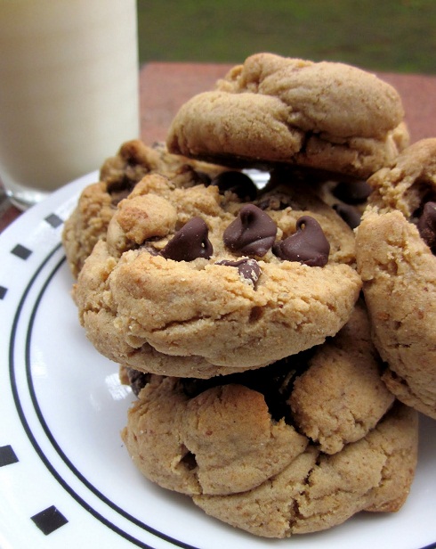 Big-and-Chewy-Light-Chocolate-Chip-Cookies