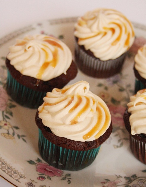 Salted-Caramel-Chocolate-Cupcakes